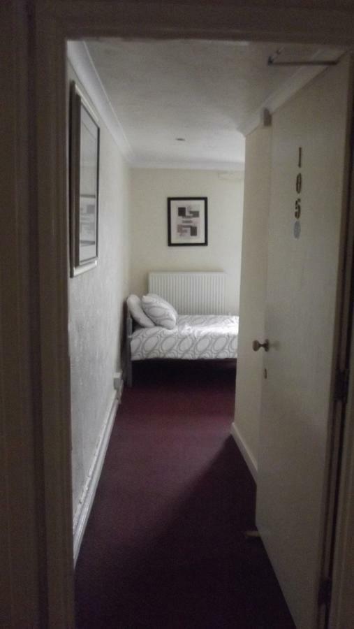 White Hart Inn 보드민 외부 사진